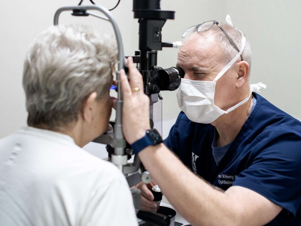 The Differences Between a Retinal Tear and a Retinal Detachment